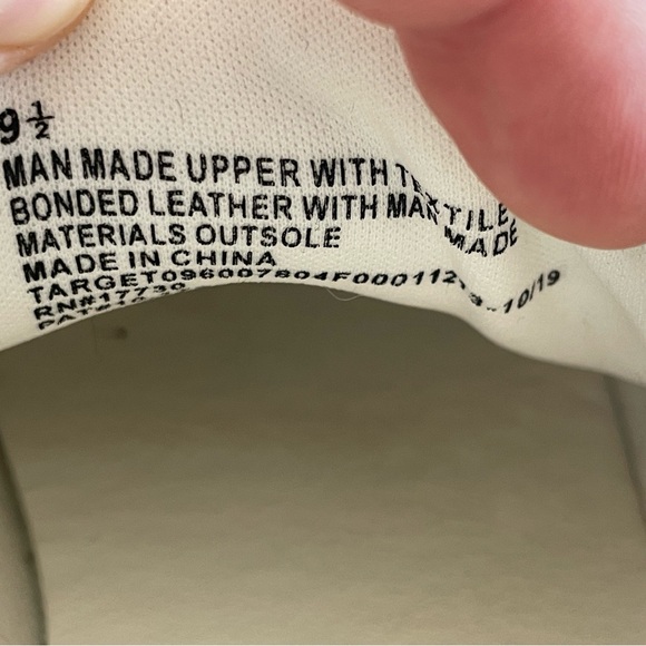 Universal Thread Women’s Sneakers Size 9.5 Leopard Cheetah Print and White - Picture 10 of 11